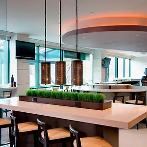 Courtyard By Marriott Jfk Airport New York