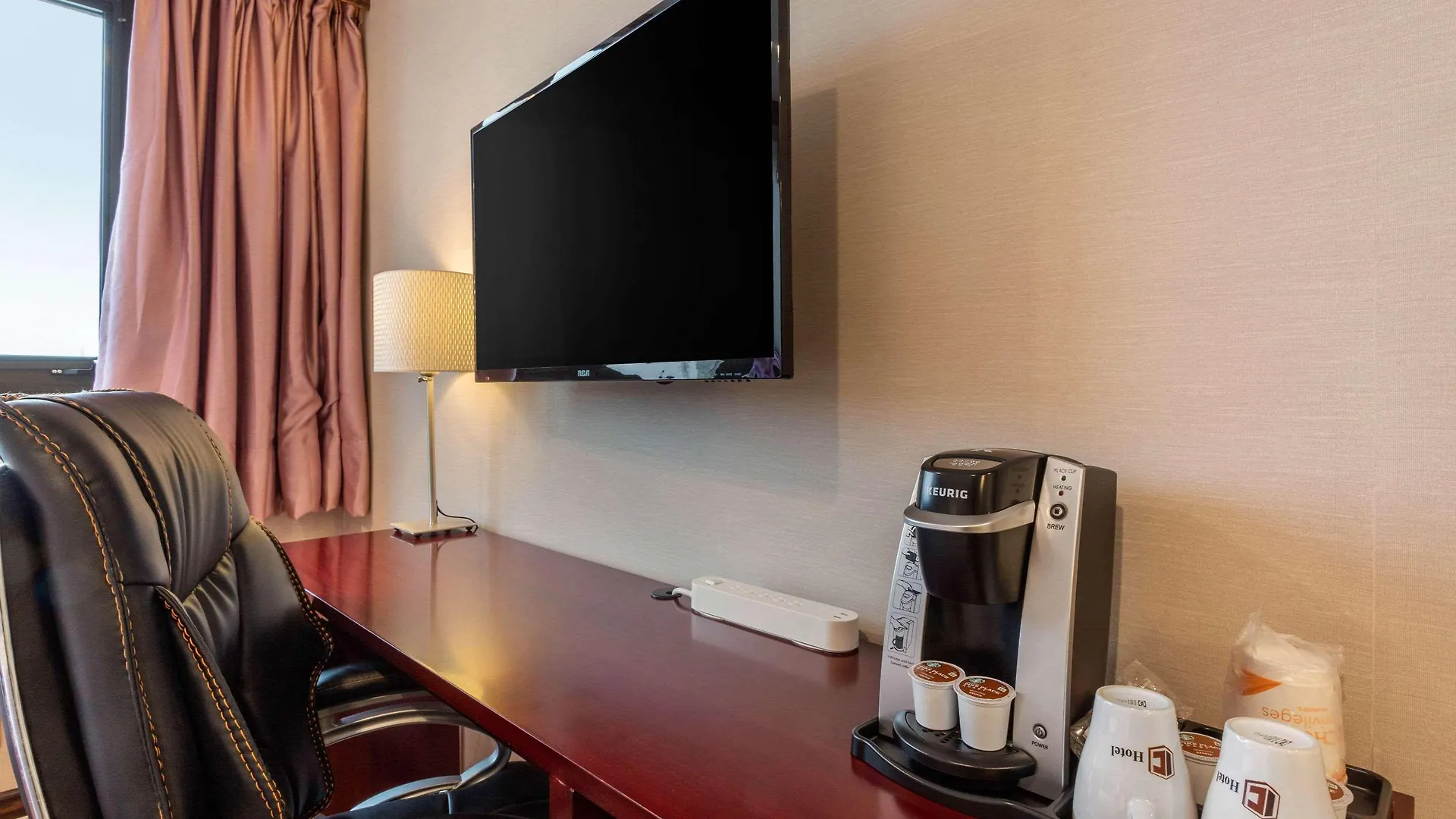 The L Hotel New York 3*,